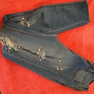 Pearled  jeans